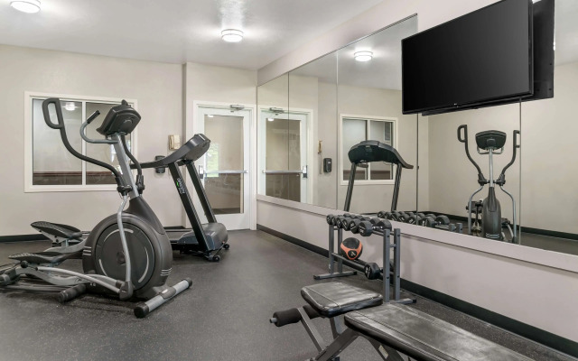 Best Western Beacon Inn