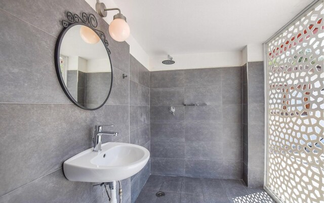 B&b Emeliarco