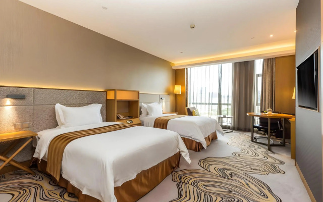 The Summit Hotel