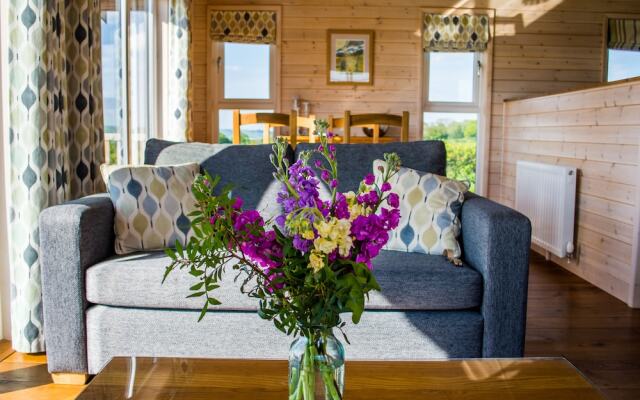 Moonrise Lodge - Swallow Lodge