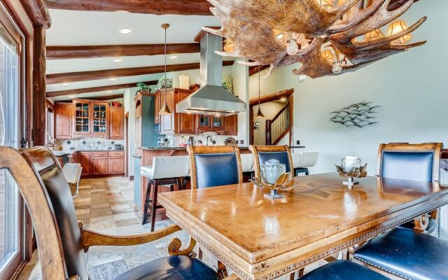 Four O'clock Somewhere