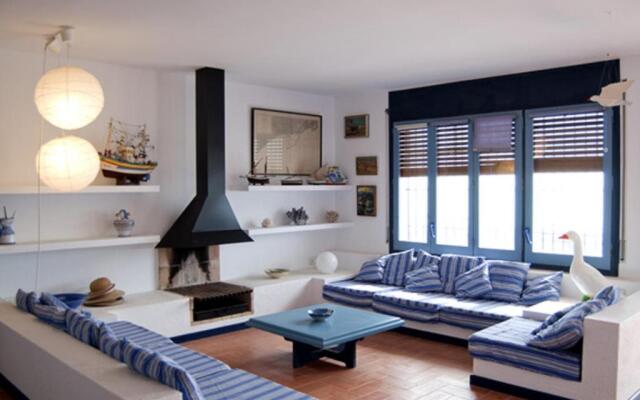 At303 Botigues de Mar