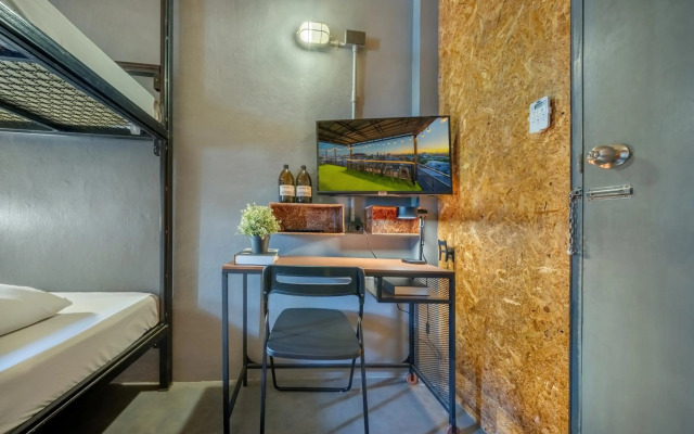 Pho Hostel