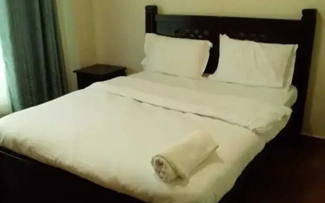 Stay.Plus Skyline Executive Apartment