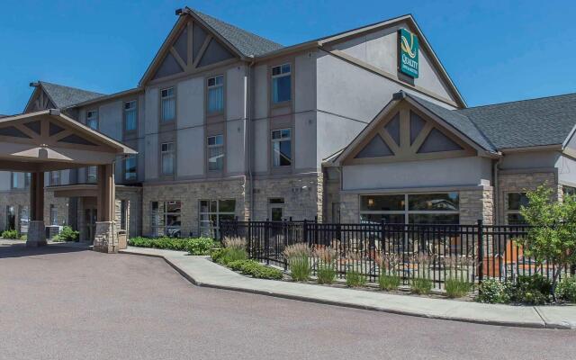 Quality Inn and Suites Petawawa