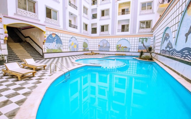 Sheraton Plaza - Central Hurghada by The New Marina