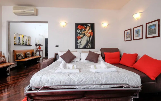 Amazing Penthouse by Caracalla