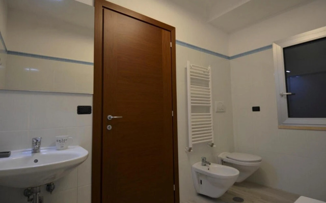 Vatican Luxury 2BD 2BA - Vatican Luxury Rizzo