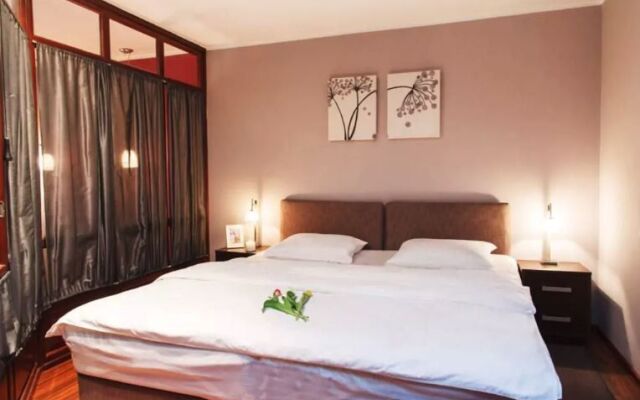 2 Bedroom Apartment Terazije With City View