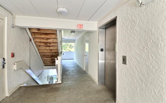 Motel 6 Nashua South