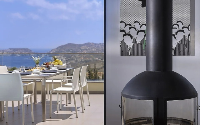 Mountainside Villa w Pool Breathtaking sea View