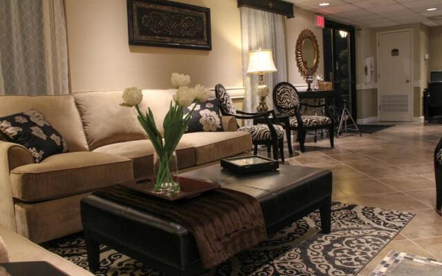 Grand View Inn and Suites