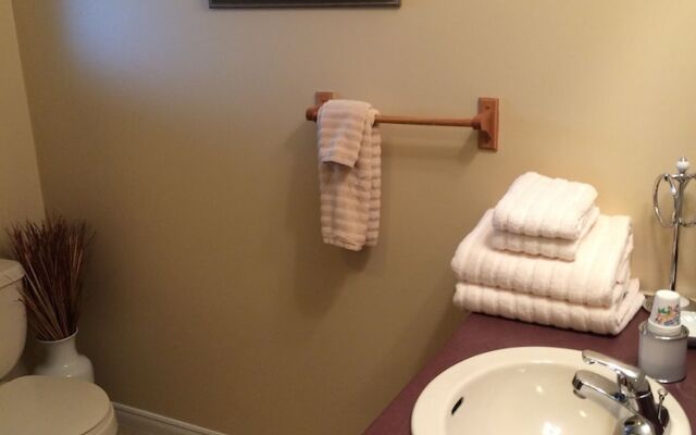 The Peak Sunset Bed & Breakfast