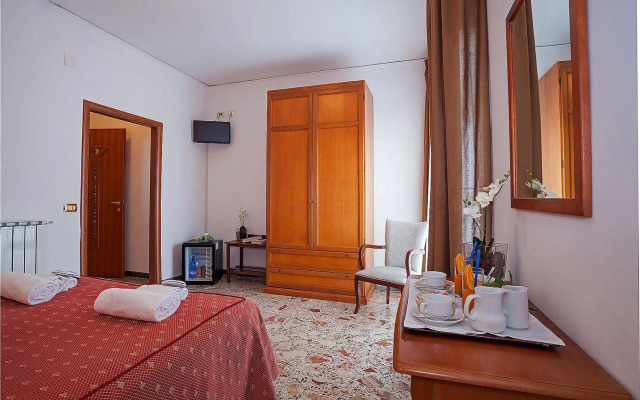 Hotel Caruso