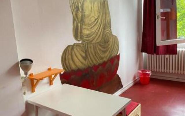 Instant Sleep Backpacker Hostel
