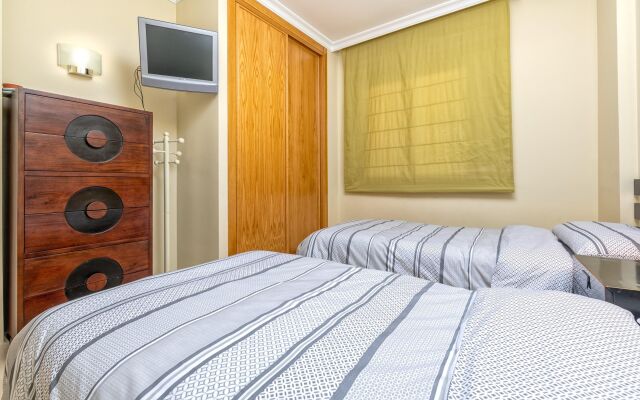 Stunning 2BR Sea View Condo 8 in Malibu