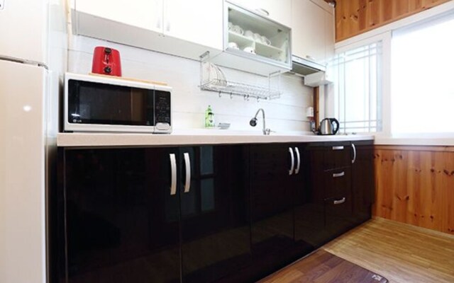 Jeju Sunflower Pension