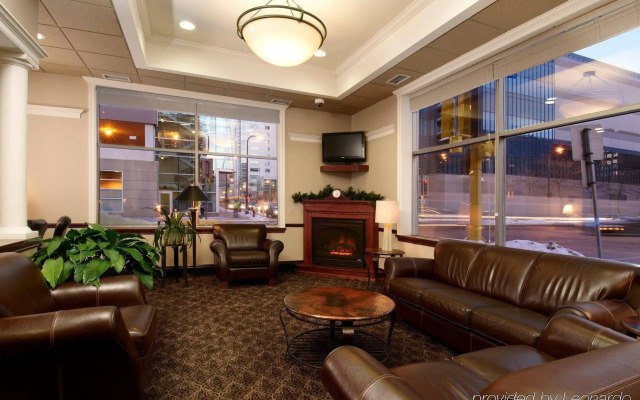 Holiday Inn Express Hotel & Suites Downtown Minneapolis by IHG