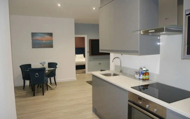 Milburn House  Luxury Apartments
