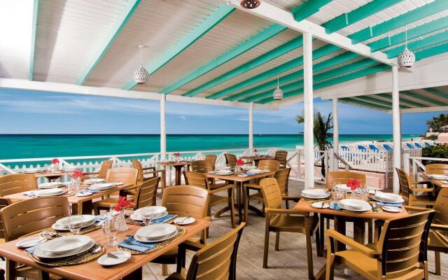 Butterfly Beach Hotel