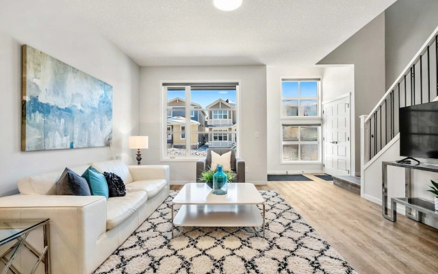 Herron Street NEW Luxury Retreat 6 Beds A11y