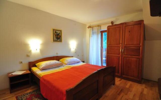 Country house - Turistična kmetija Ambrož Gregorc