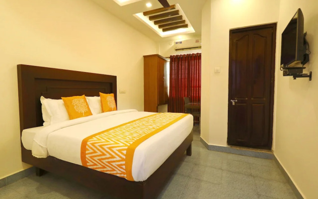OYO 8964 Malabar Plaza Hotel