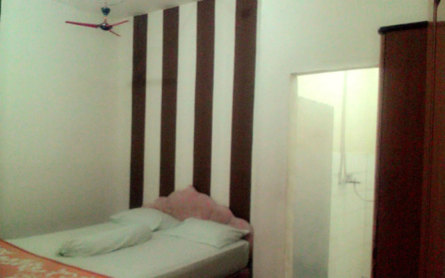 OYO 1216 Hotel Sejati