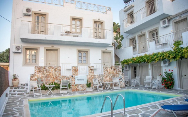 Hesperia Apartments