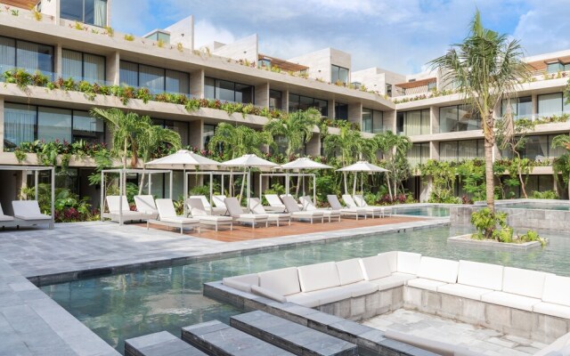 Mistiq Tulum 201F By Lockey