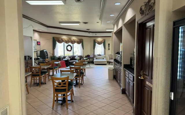 OYO Hotel Harriman near I-40