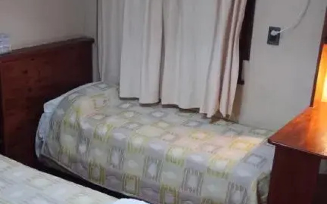 Hotel Astor Junin