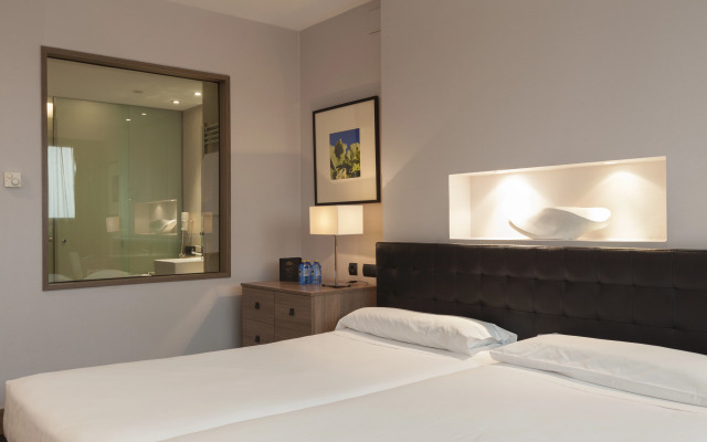 URH Hotel Zen Balagares