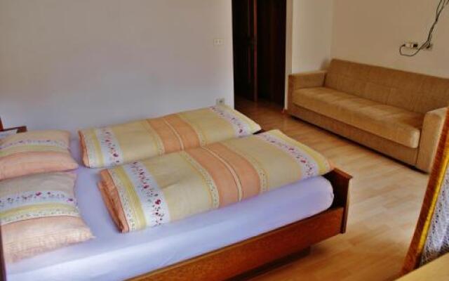 Garni Graber