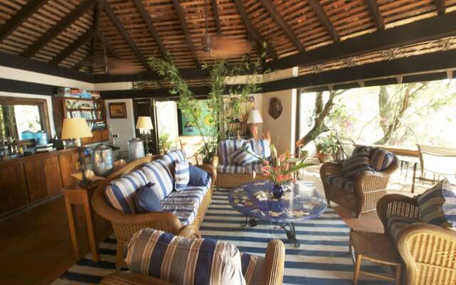 Caille Blanc Villa & Hotel - Adults Only