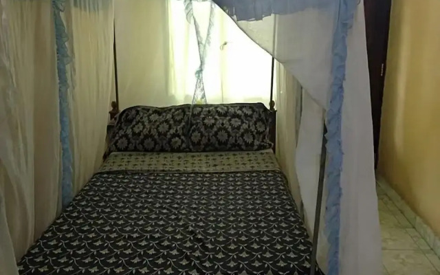 Miritini guest house & restaurant