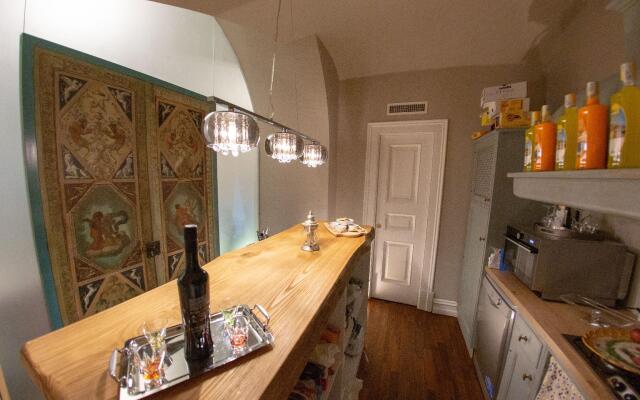 Leone Camere D'Autore