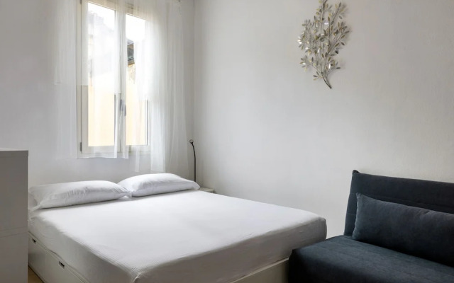 White Leaves Studio by Wonderful Italy
