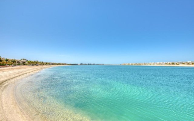 RH- Lagoon Apartments in Ras Al Khaimah, Sunny 3BR near public beach