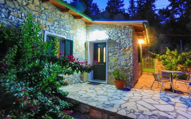 Villa Sevi in Loggos