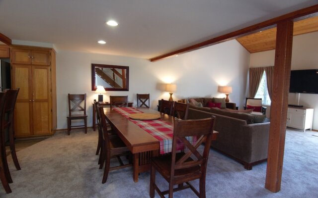 Snowcreek Resort