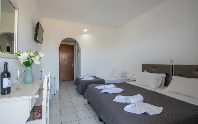 Ikaros Hotel
