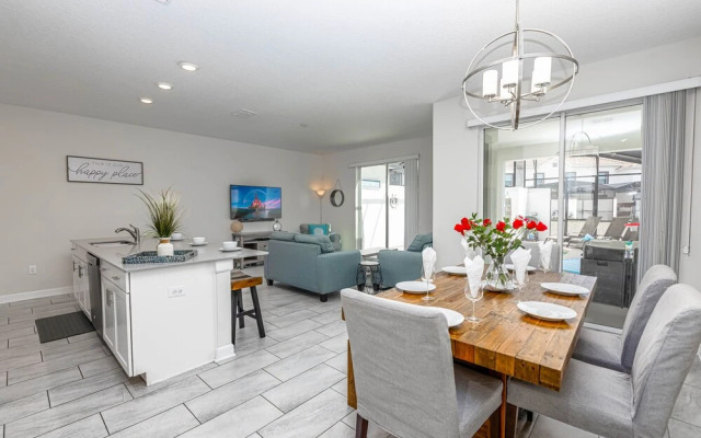 Gorgeous NEW Orlando Townhouse With Pvt Pool by Redawning