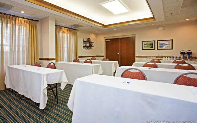 Holiday Inn Express Hotel & Suites Conover (Hickory Area) by IHG