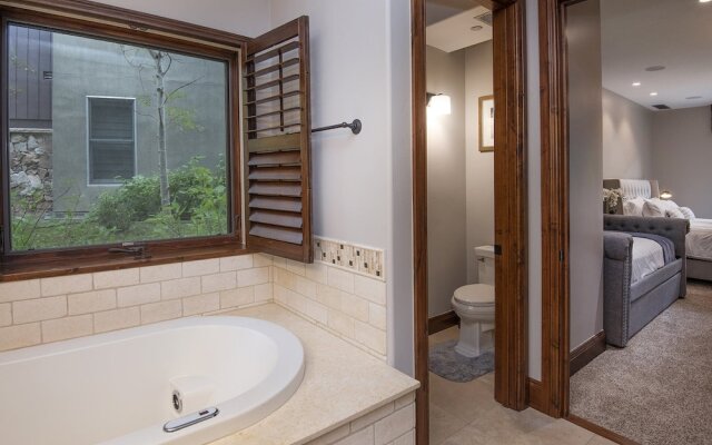 Cascade Village Condo