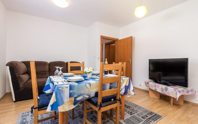 Nice Apartment in Rijeka With 2 Bedrooms and Wifi