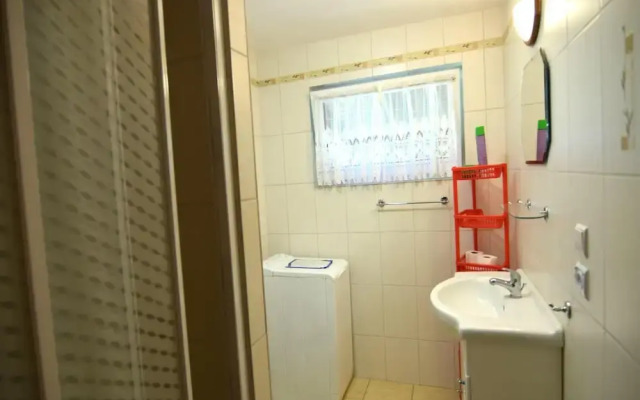 Summer House in Kopalino Near the Sea