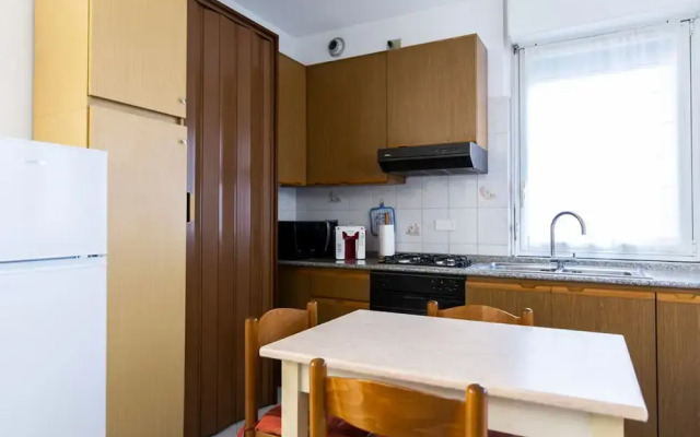 Pisani 4 in Monza With 1 Bathrooms