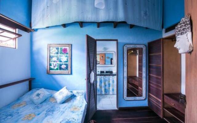 Shanti House Apart