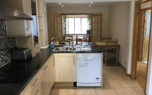 4 Bedroom House Stratherrick